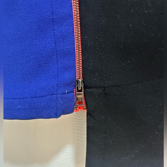 BCBG Maxazria 3 Tone Dress - Picture 3 of 6